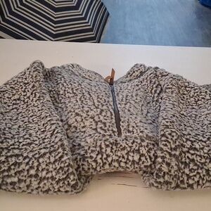Women's Sweaters (XL)